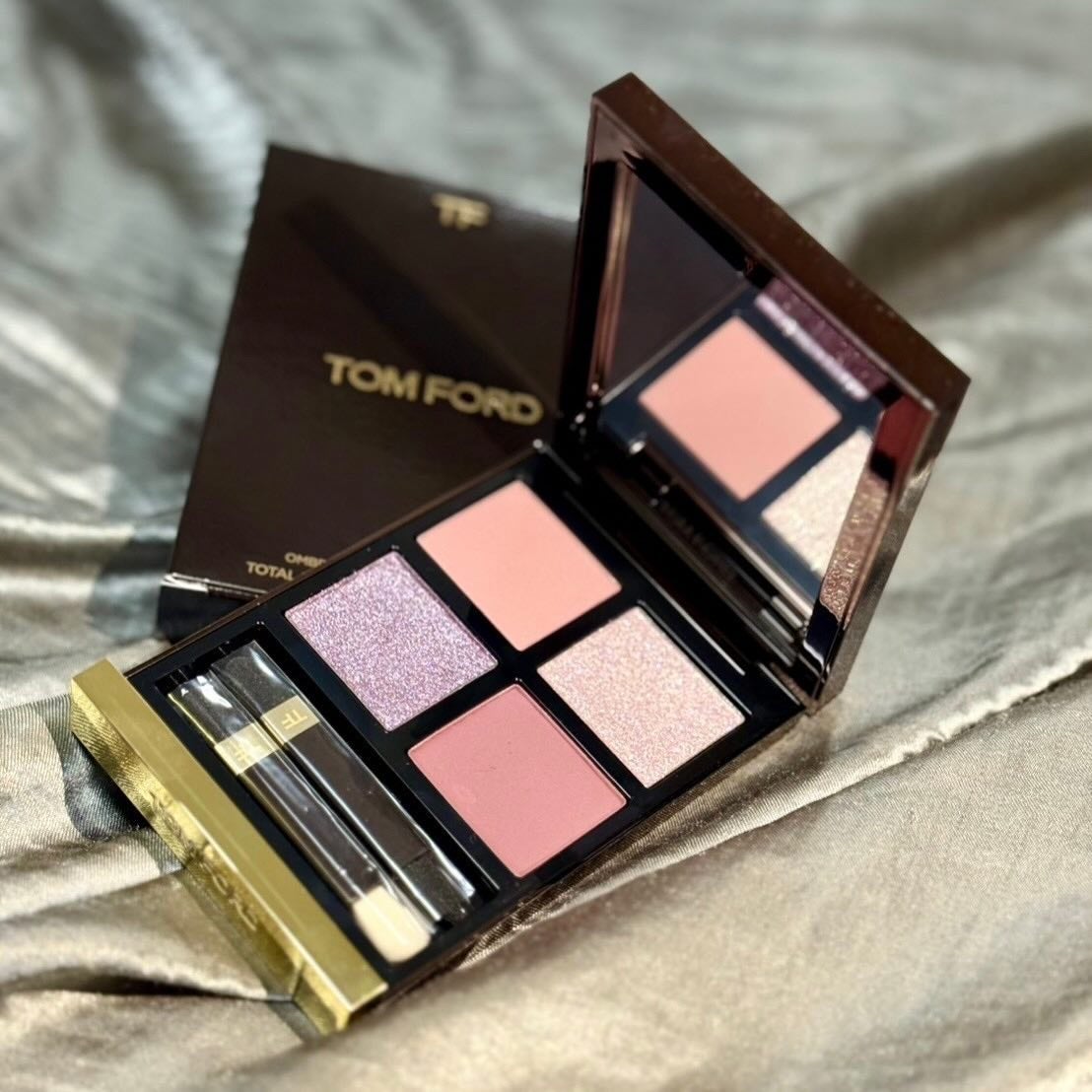 アイ カラー クォード/TOM FORD BEAUTY/アイシャドウパレットを使ったクチコミ(2枚目)