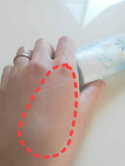 ビオレUV アクアリッチ ライトアップエッセンス/ビオレ/日焼け止めクリームを使ったクチコミ(2枚目)