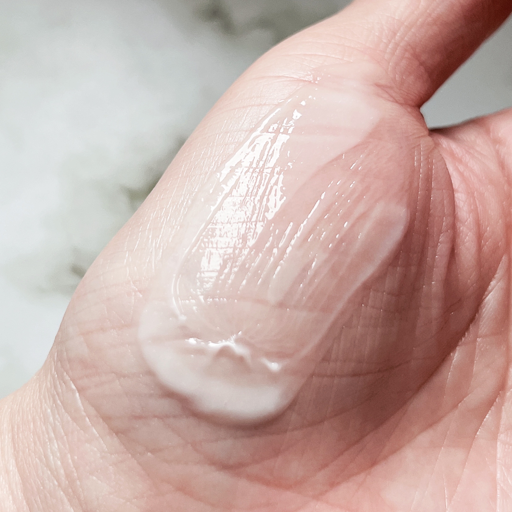 ビジー クイック オールインワンジェル/BUSY/オールインワン化粧品を使ったクチコミ（3枚目）