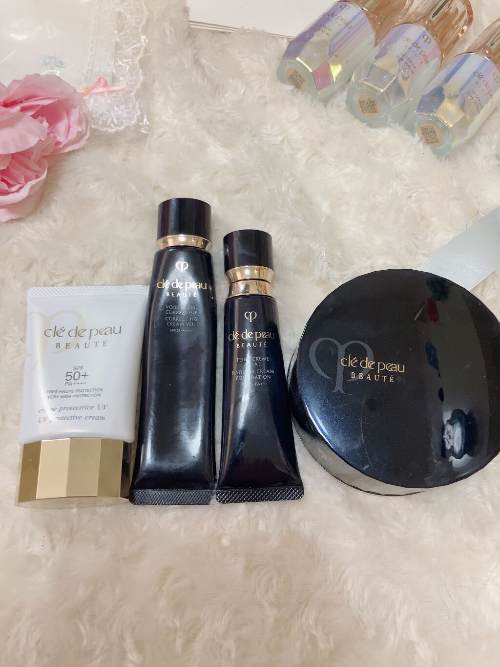 クレ・ド・ポー ボーテ タンクレームエクラn/クレ・ド・ポー ボーテ/クリーム・エマルジョンファンデーションを使ったクチコミ(8枚目)