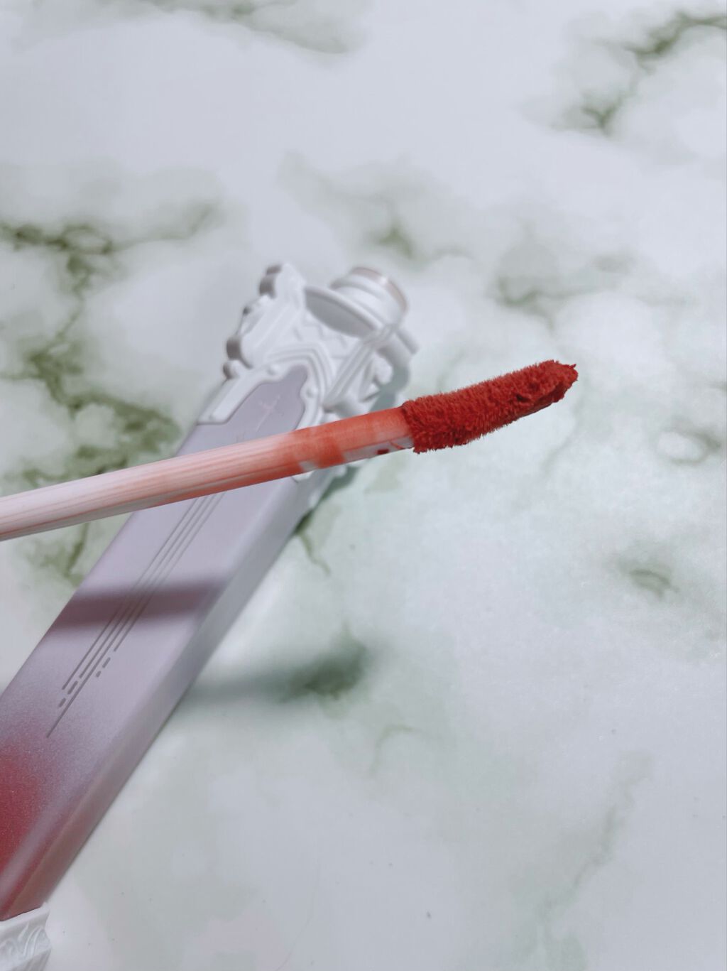 リトルエンジェルフェザーマットリップ/FlowerKnows/口紅を使ったクチコミ（2枚目）