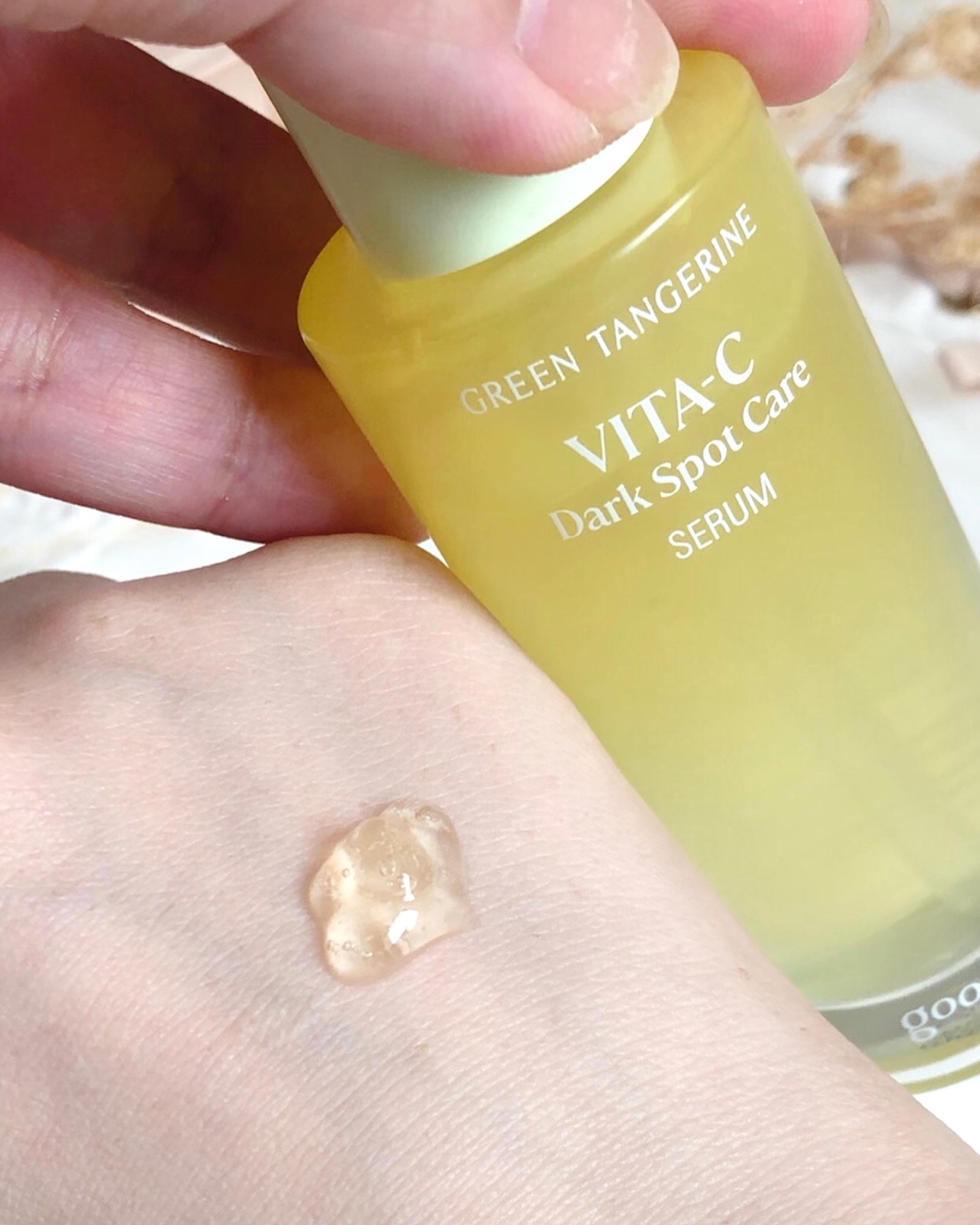 グリーンタンジェリン ビタC ダークスポットケアセラム/goodal/美容液を使ったクチコミ（2枚目）