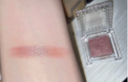 シングルカラーアイシャドウ/CEZANNE/単色アイシャドウを使ったクチコミ(2枚目)