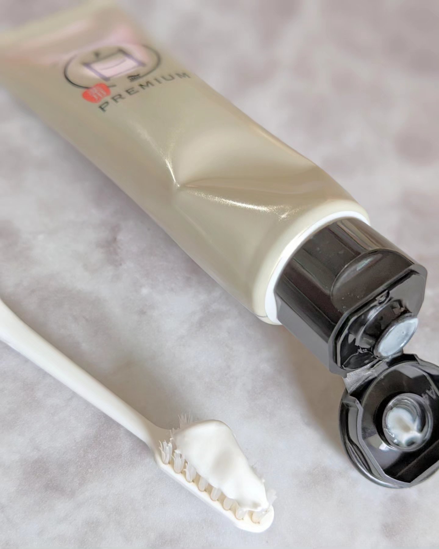 歯磨き堂 薬用ホワイトニングペースト プレミアム/歯磨き堂/歯磨き粉を使ったクチコミ（2枚目）