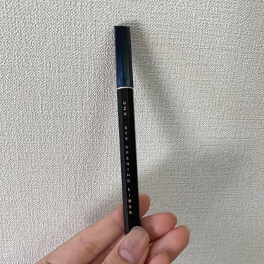 EYE OPENING LINER BLACK/UZU BY FLOWFUSHI/リキッドアイライナーを使ったクチコミ（3枚目）