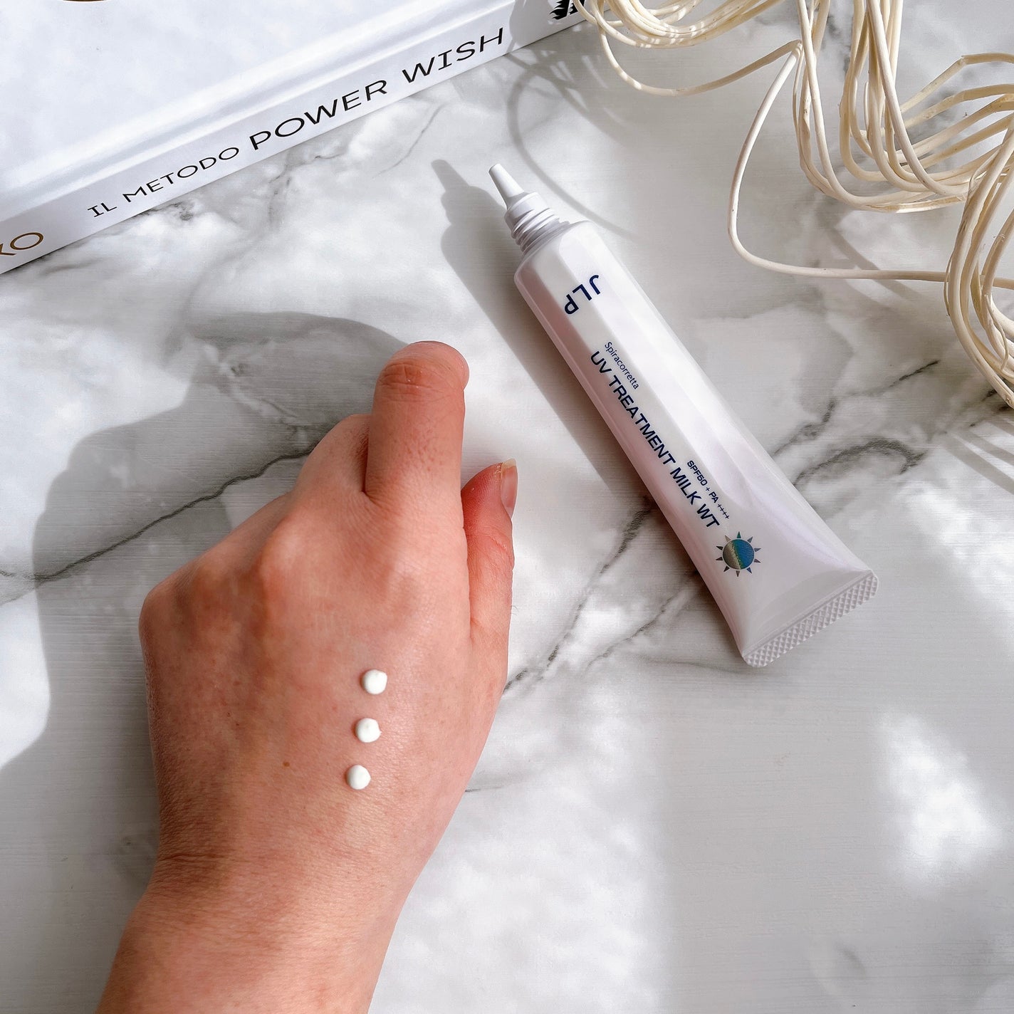 スピラコレッタ UVトリートメントミルクWTSP /日本ライフ製薬/化粧下地を使ったクチコミ(3枚目)