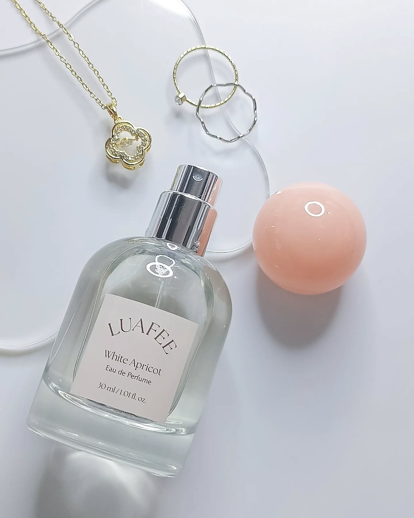 ホワイトアプリコット/LUAFEE/香水(レディース)を使ったクチコミ（3枚目）