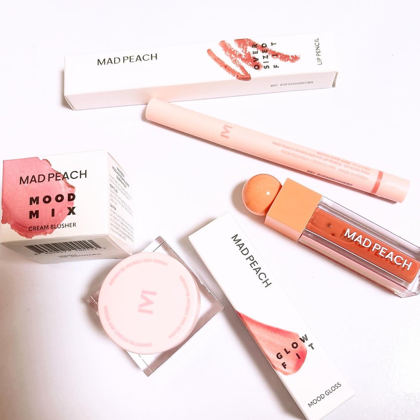 マッドピーチグロウフィットムードグロス/MAD PEACH/リップグロスを使ったクチコミ(1枚目)