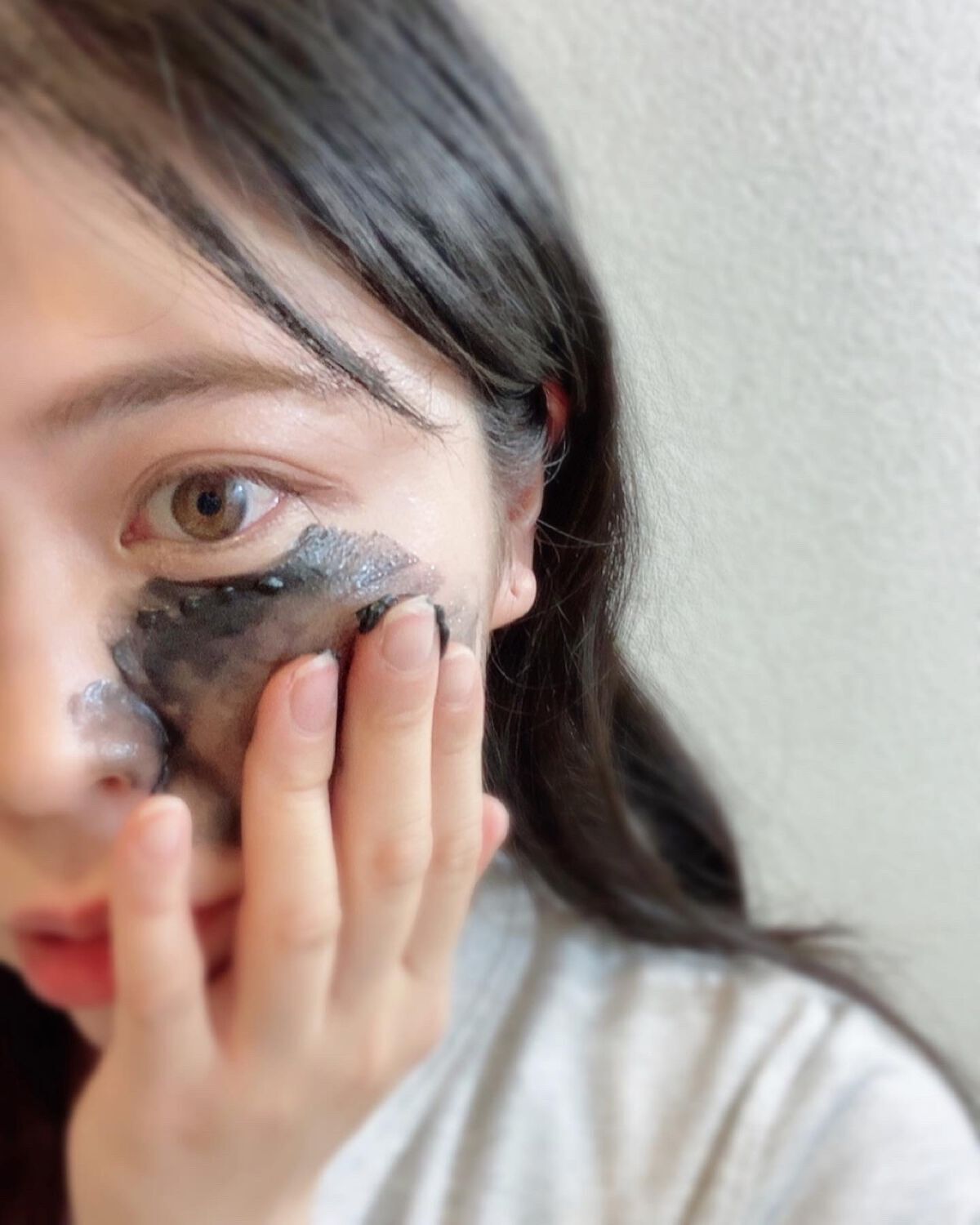 yukari☺︎︎フォロバします♡ on LIPS 「炭のパワーで毛穴すっきり🖤..@ozio_official#ビ..」(5枚目)