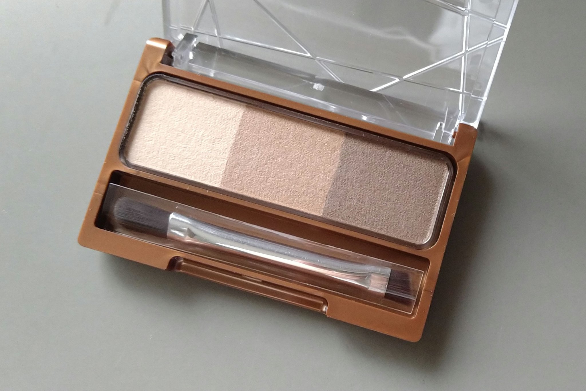 ノーズ＆アイブロウパウダー/CEZANNE/パウダーアイブロウを使ったクチコミ（2枚目）