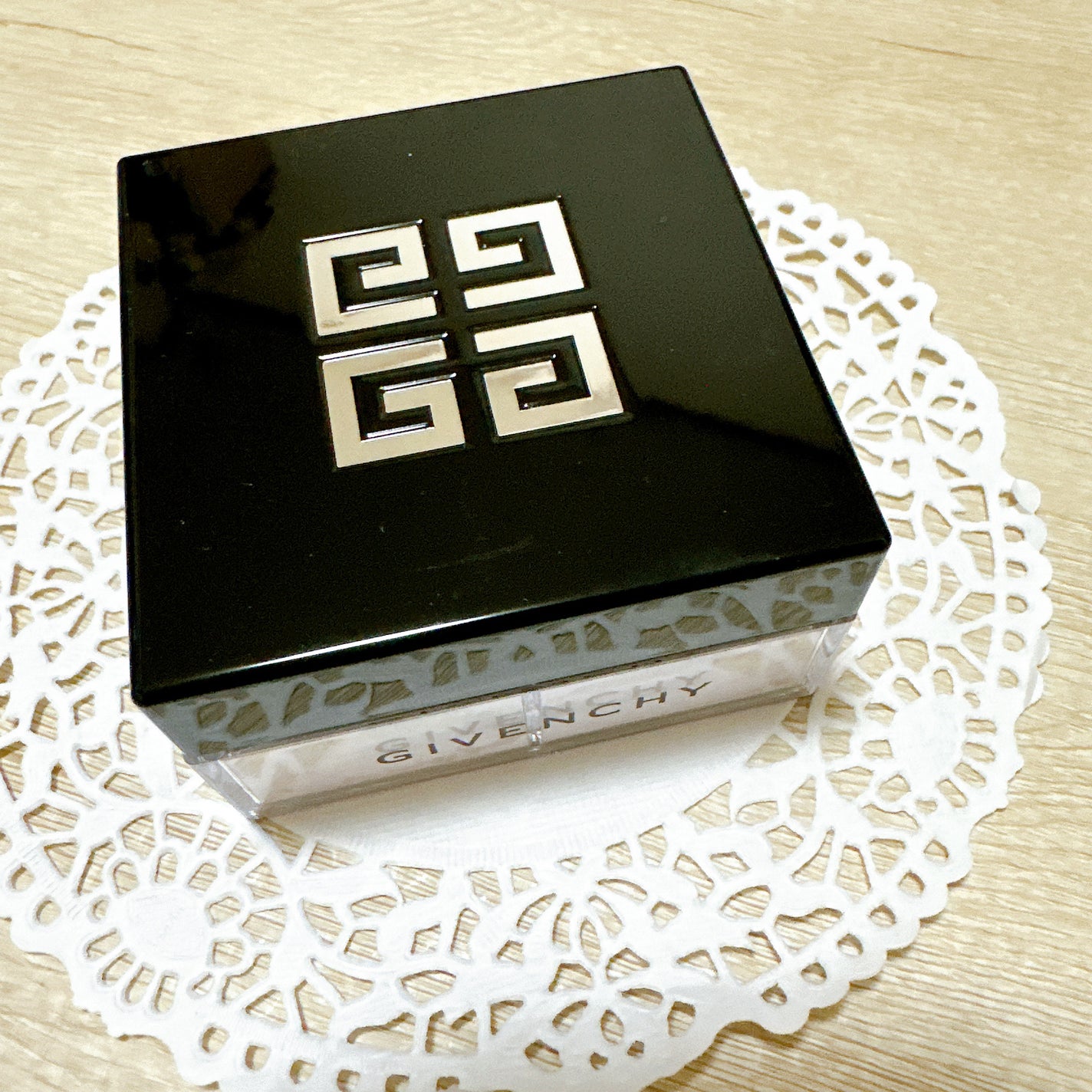 ããªãºã ã»ãªãŒãã«/GIVENCHY/ã«ãŒã¹ããŠããŒã䜿ã£ãã¯ãã³ãïŒ2æç®ïŒ