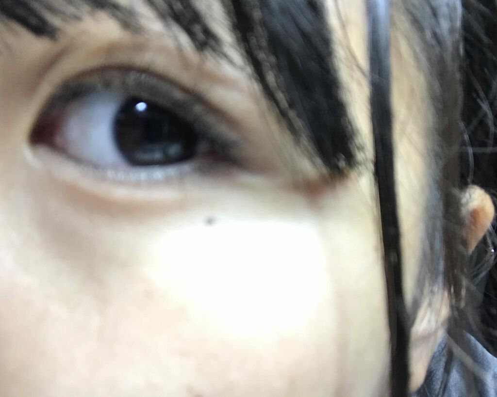 sparkle_cosme_hg1k on LIPS 「皮膜式を塗ってからテープを伸ばして貼っています。左はうまくいく..」(2枚目)