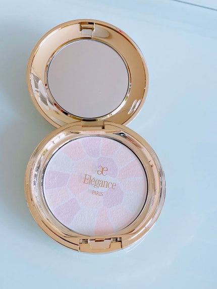 ラ プードル オートニュアンス/Elégance/プレストパウダーを使ったクチコミ(2枚目)