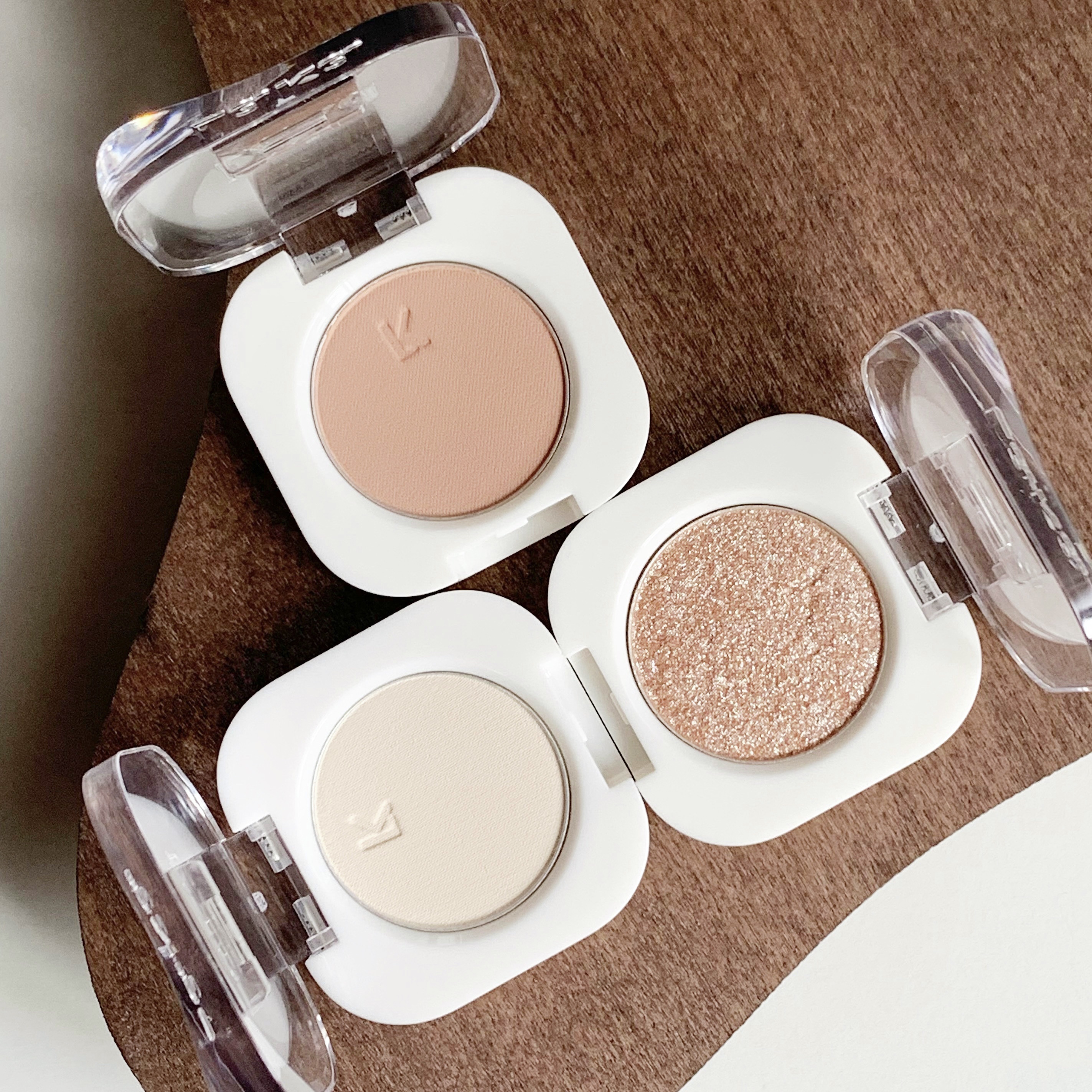 モノアイシャドウ/Laka/単色アイシャドウを使ったクチコミ（2枚目）