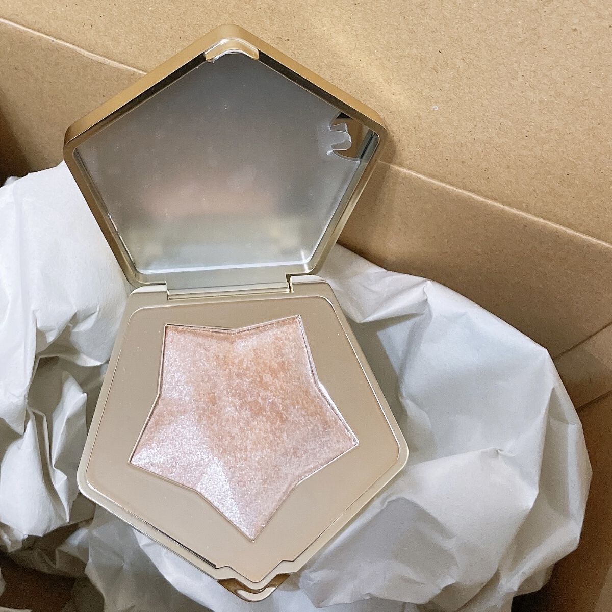 スターダストダイヤモンドハイライトパウダー/PERFECT DIARY/パウダーハイライトを使ったクチコミ（3枚目）