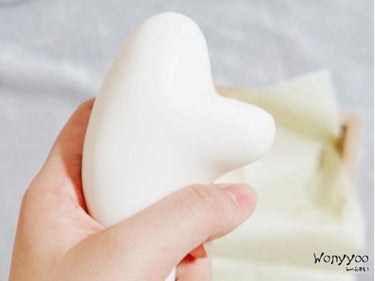 VELLA BON FACE MASSAGE SOAPのクチコミ「ベラ VELLA
フェイス デコルテ かっさ マッサージ ソープ
110g
中国伝統かっ.....」（1枚目）