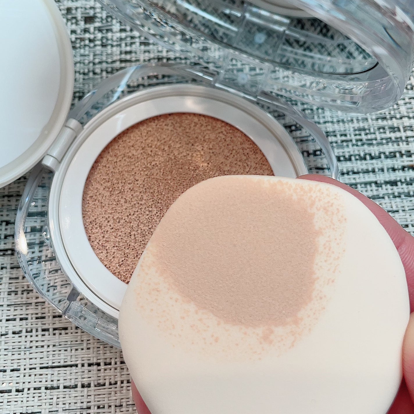 グレーズ ウォータリング クッション/athé/クッションファンデーションを使ったクチコミ(7枚目)