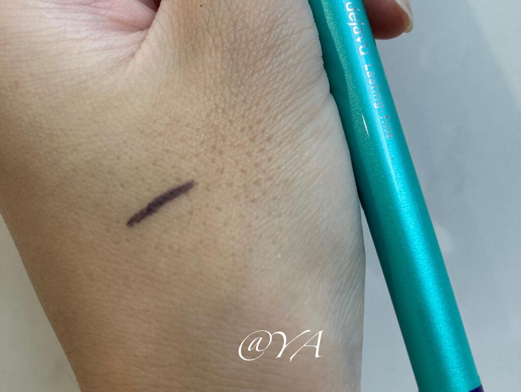 「密着アイライナー」クリームペンシル/デジャヴュ/ペンシルアイライナーを使ったクチコミ（3枚目）