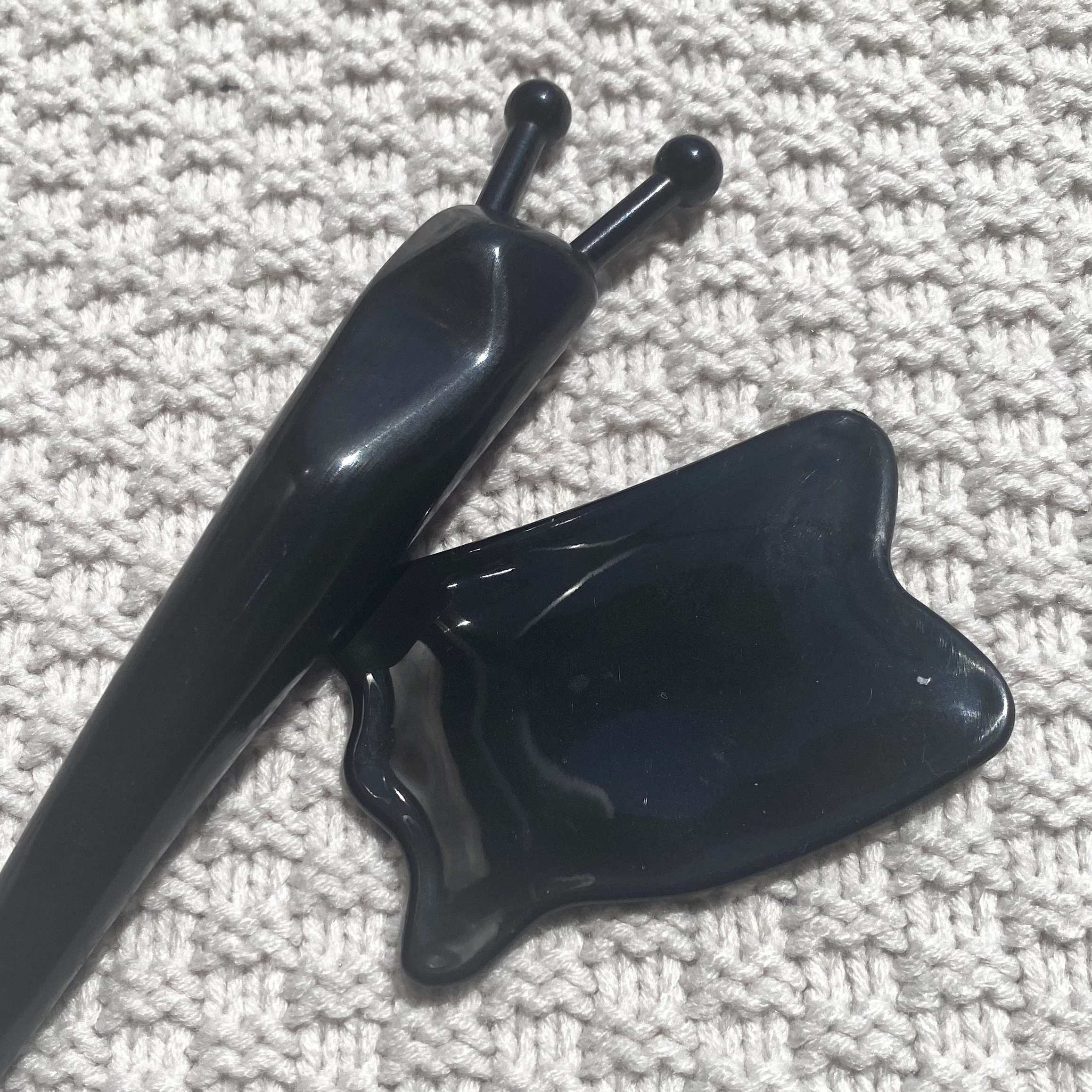 hinryo かたつむりかっさのクチコミ「小田切さんのYouTubeで見て
Amazonで買ってみました！

フェイスラインと胸鎖乳突筋.....」（1枚目）