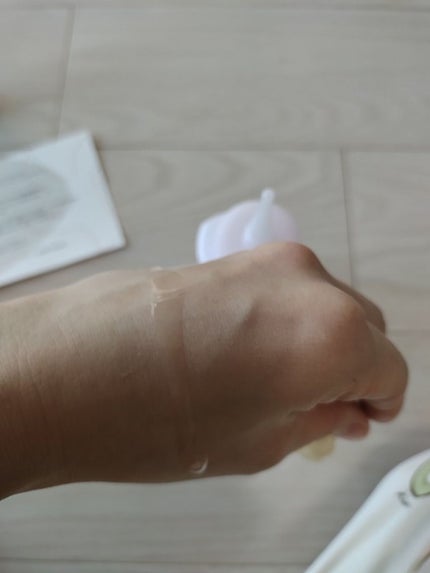 エッセンシャル プレミアム ウォータートリートメント EXスムース/エッセンシャル/アウトバストリートメントを使ったクチコミ(3枚目)