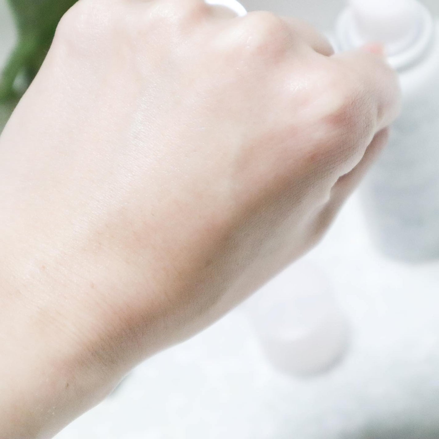 カルテHD モイスチュア フェイス&ボディスプレー/カルテHD/ミスト状化粧水を使ったクチコミ(4枚目)