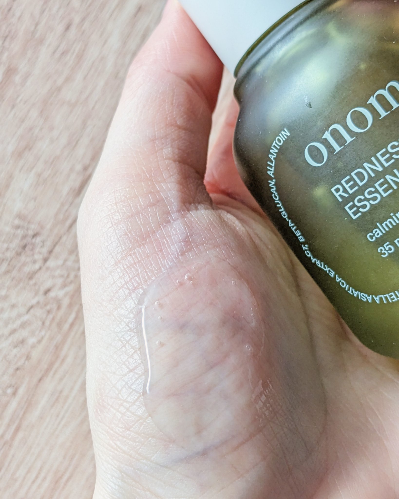 レッドネスリリーバー エッセンス/onoma/美容液を使ったクチコミ（3枚目）