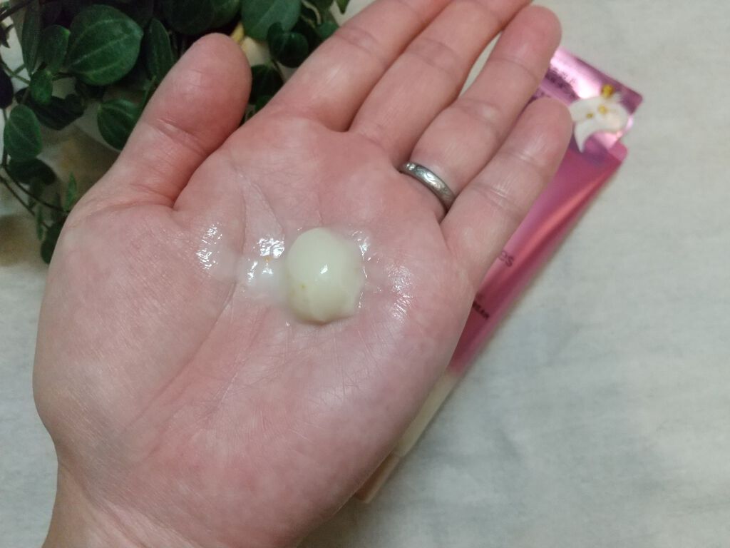 ミラクルズ カラーシャイン カプセルミックスクリーム/パンテーン/洗い流すヘアトリートメントを使ったクチコミ(2枚目)