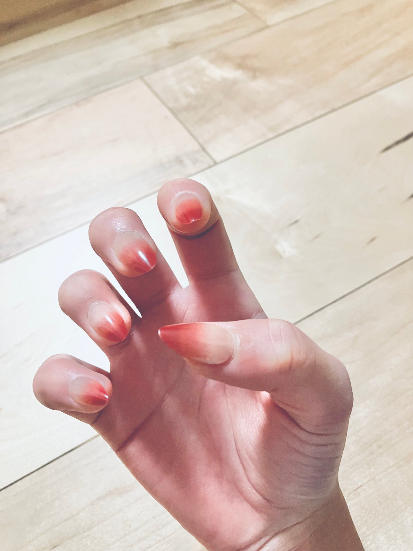 いちご🍓❤️|フォロバ絶対 on LIPS 「SHEINネイルチップレビュー!#shein#ネイルチップ#グ..」(1枚目)