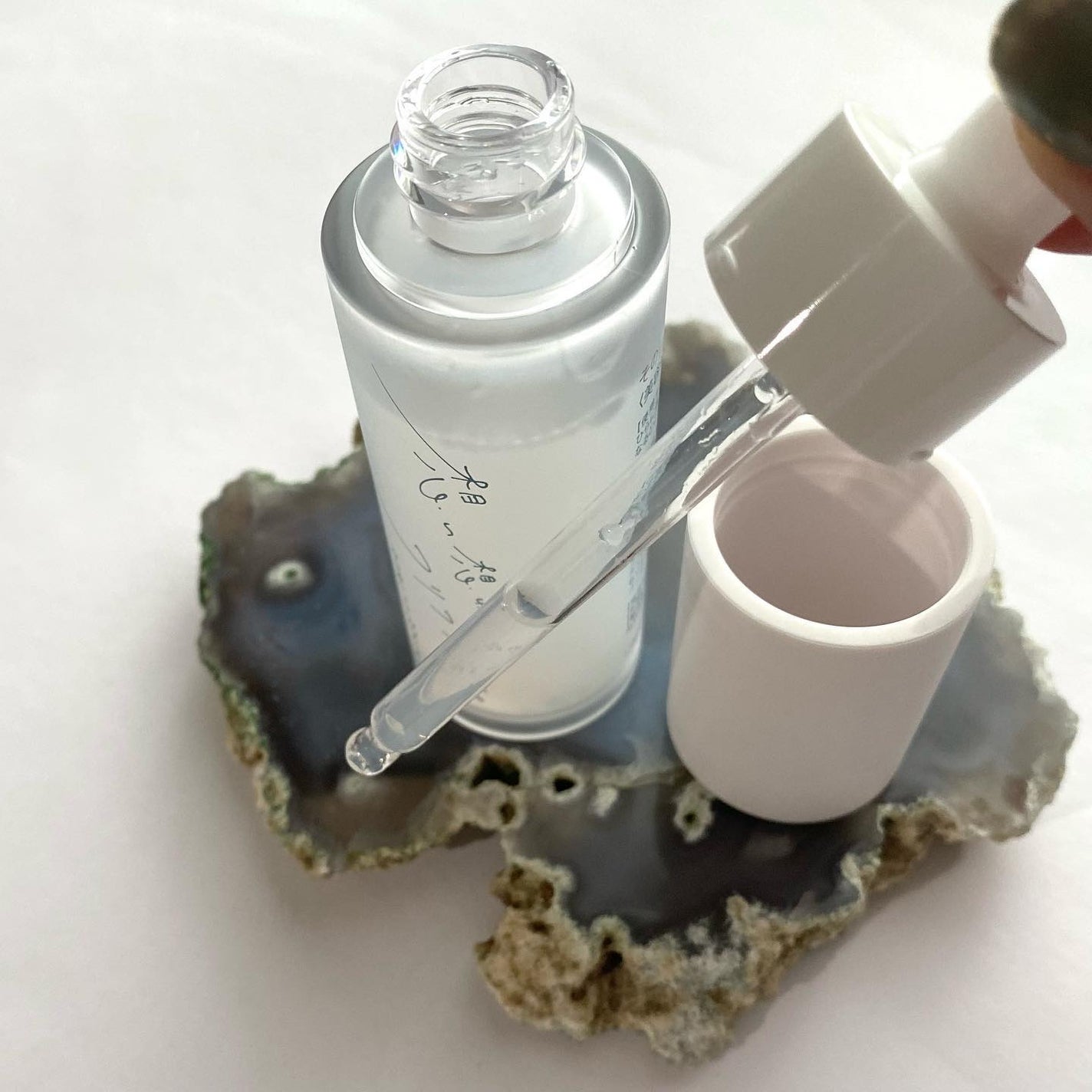 MONAMI@フォロバ100 on LIPS 「きゅんなパケにときめく美容液✨@furifura_offici..」(3枚目)