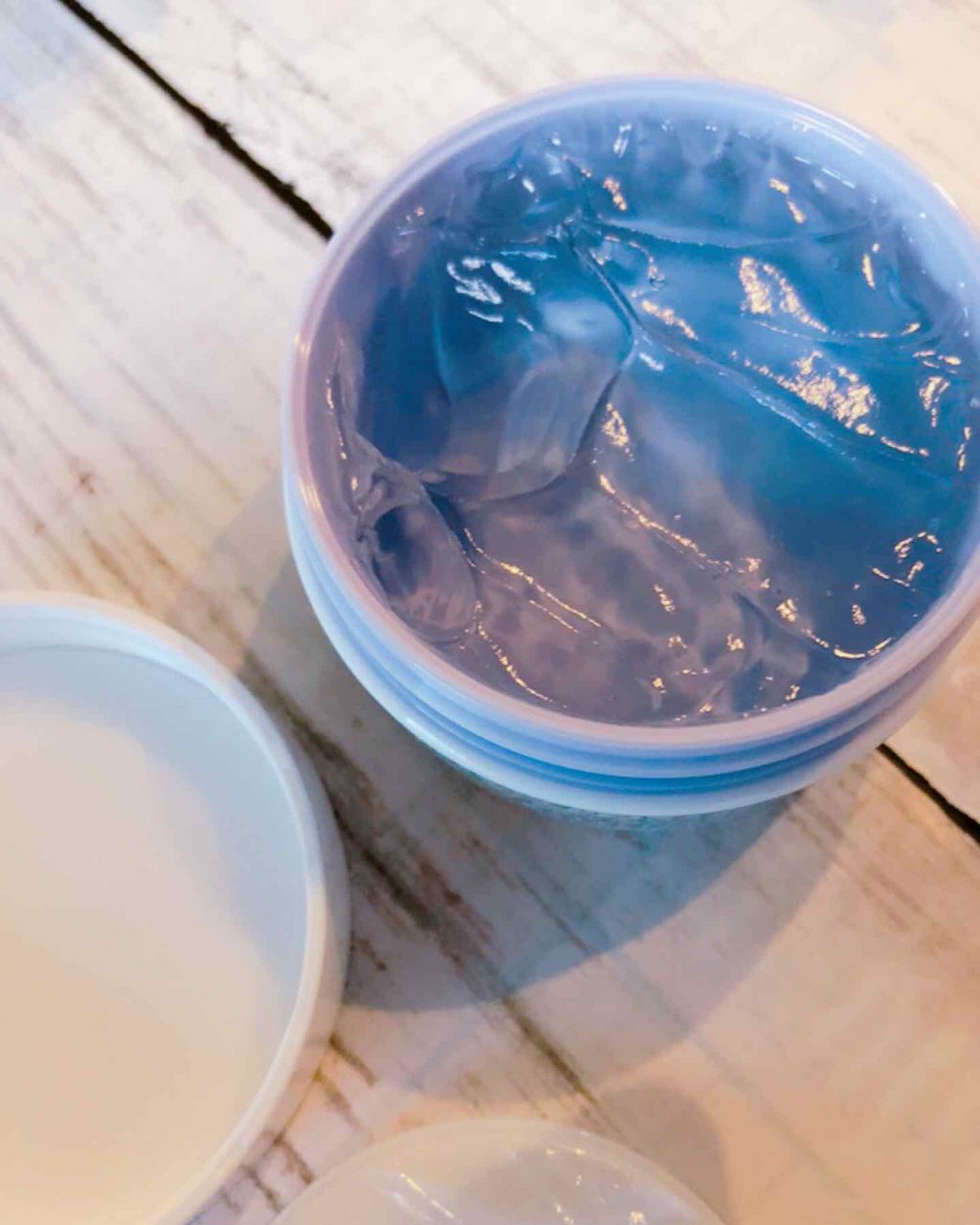 薬用ホワイトニングリフトケアジェル ノーマル/シミウス/オールインワン化粧品を使ったクチコミ(2枚目)