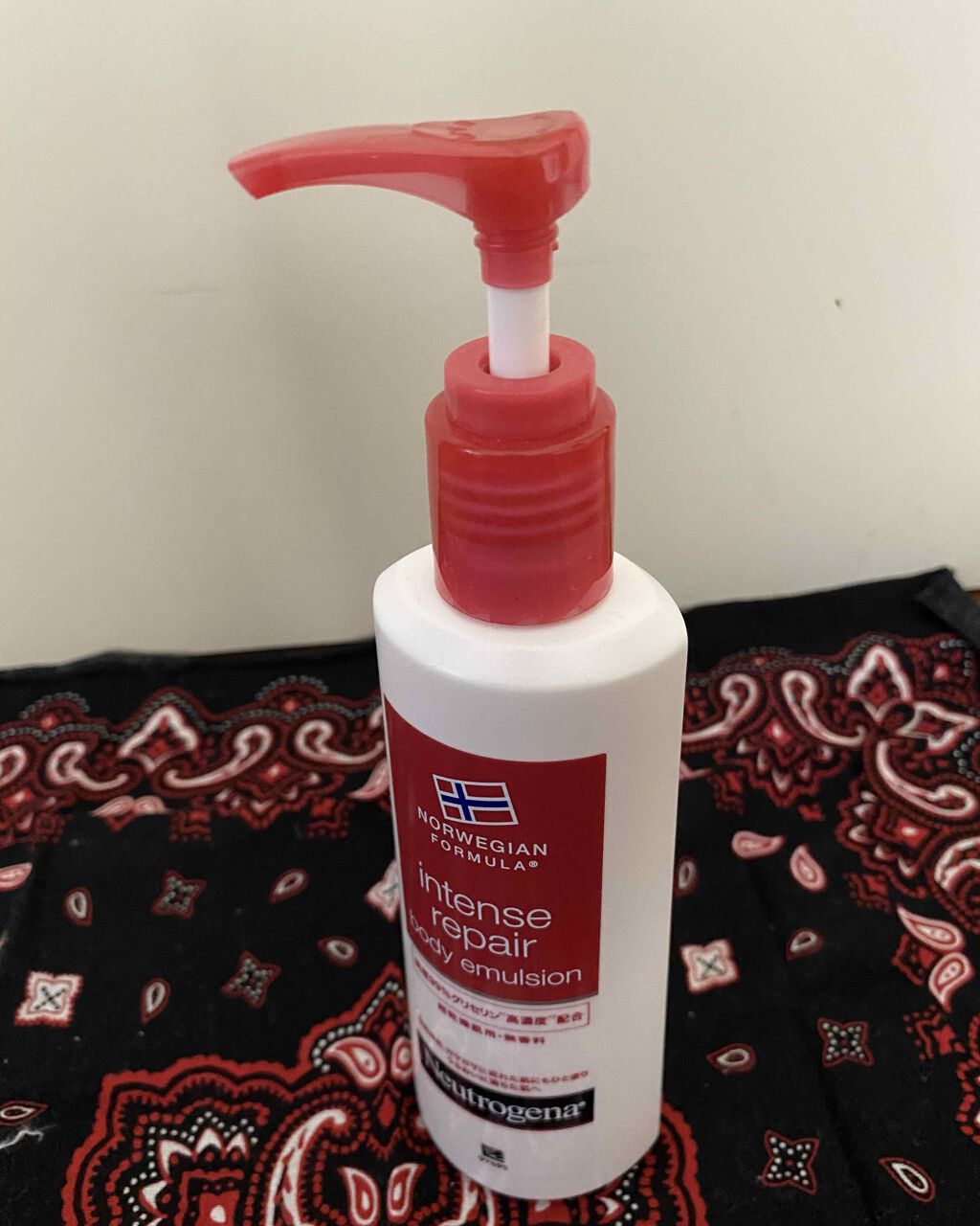 ノルウェー フォーミュラ インテンスリペア ボディ エマルジョン/Neutrogena/ボディローションを使ったクチコミ(3枚目)