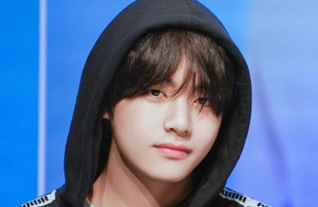 🇰🇷유월🍒𓂃◌𓈒𓐍 on LIPS 「こんにちは!今日は自己紹介します?年齢…10代ですね誕生日…4..」(3枚目)