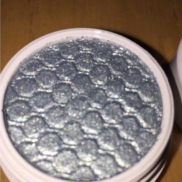 Super Shock Shadow/ColourPop/パウダーアイシャドウを使ったクチコミ（2枚目）