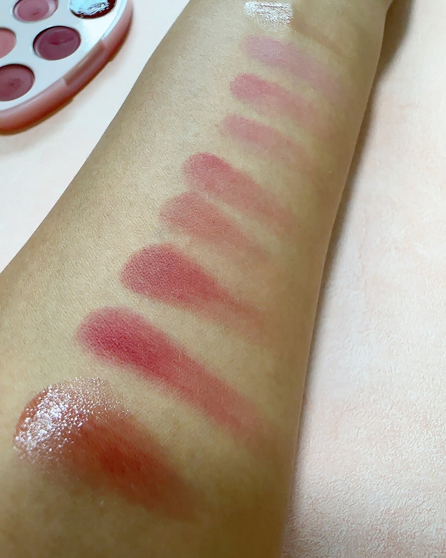 ムードペインティングリップアンドチークパレット/dasique/マルチパレットを使ったクチコミ(4枚目)