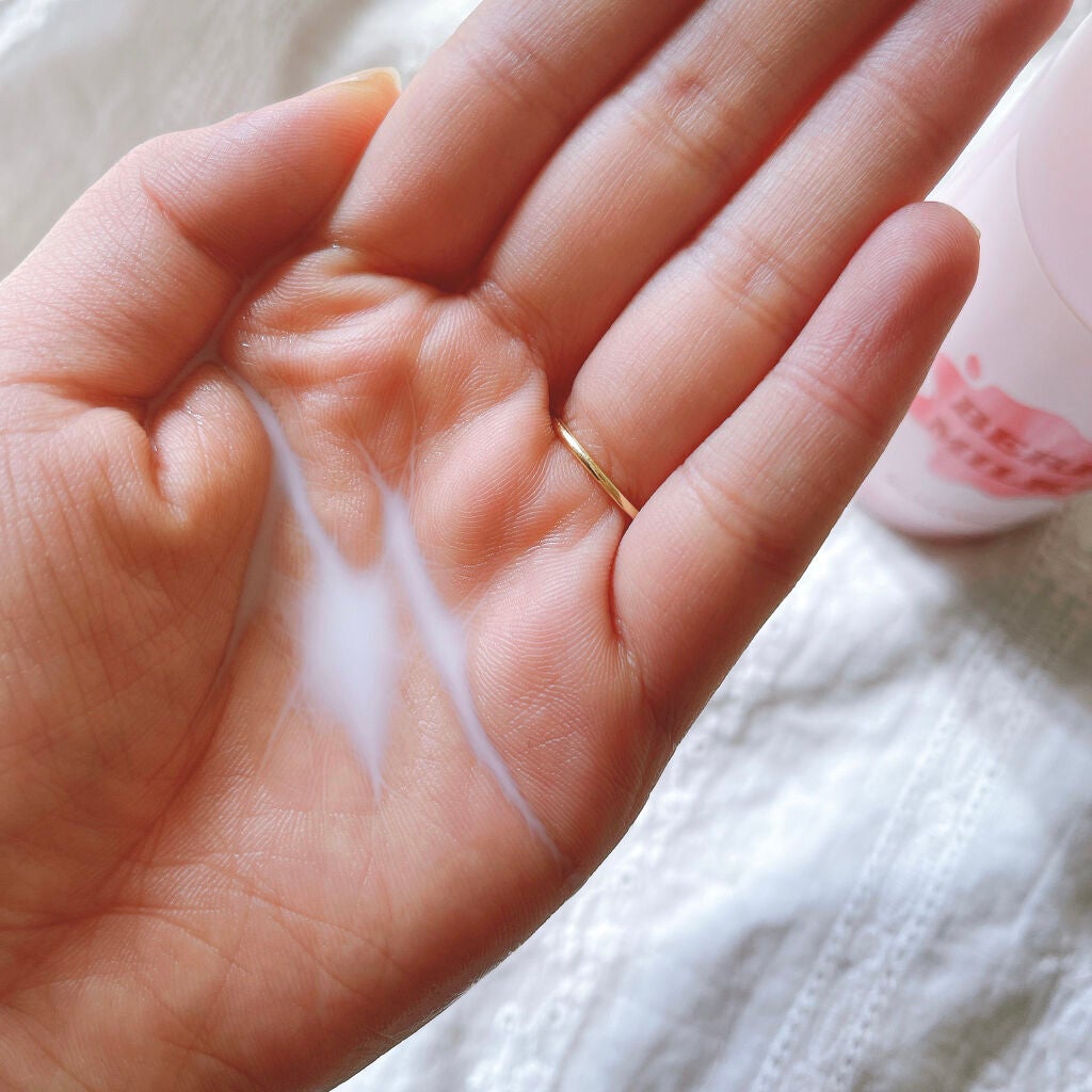 ベリーミルクトナー/BLACK ROUGE/化粧水を使ったクチコミ(3枚目)