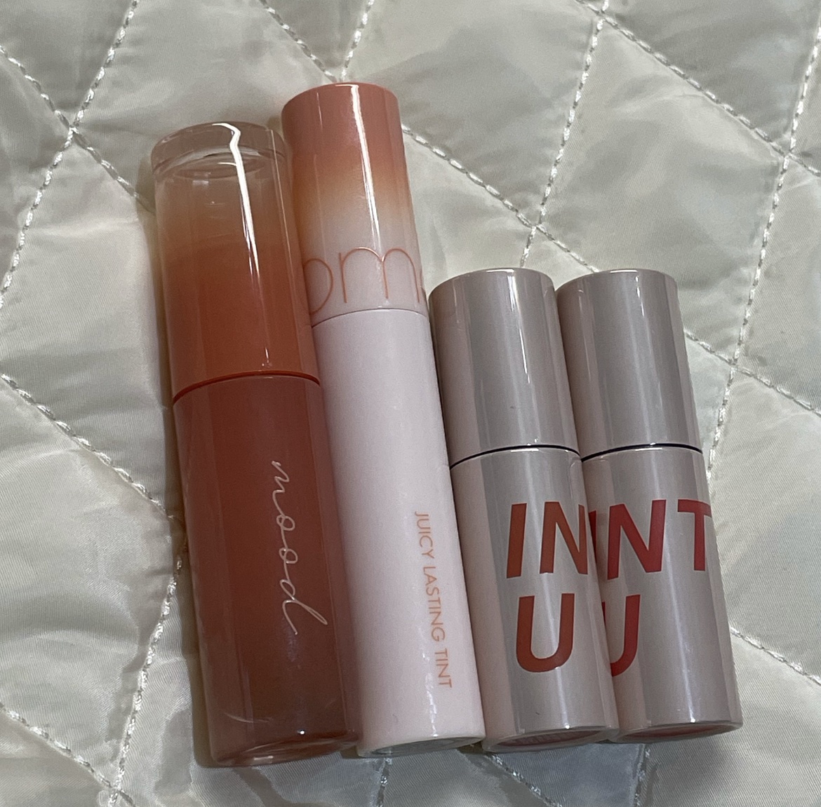 ジューシーラスティングティント/rom&nd/リップティントを使ったクチコミ（1枚目）