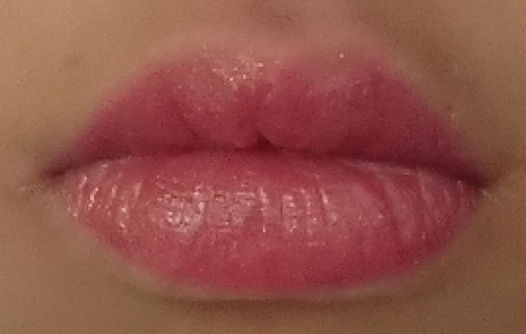 グリタリング リップ グロス/ANNA SUI/リップグロスを使ったクチコミ(2枚目)