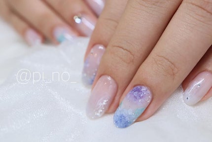 shino on LIPS 「水彩で紫陽花ネイル★今回もおまかせ頂きありがとうございました😭..」(2枚目)