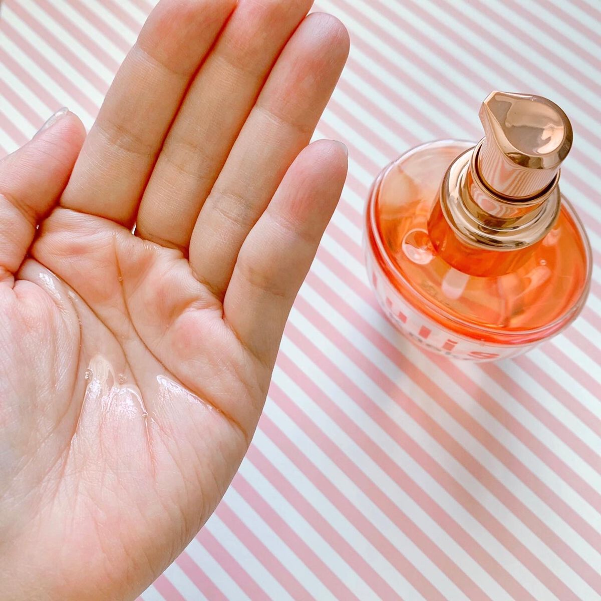 ウルリス ピンクネコ  ウォーターコンク スリーク ヘアオイル/ululis/ヘアオイル by gumi【フォロバします♡】