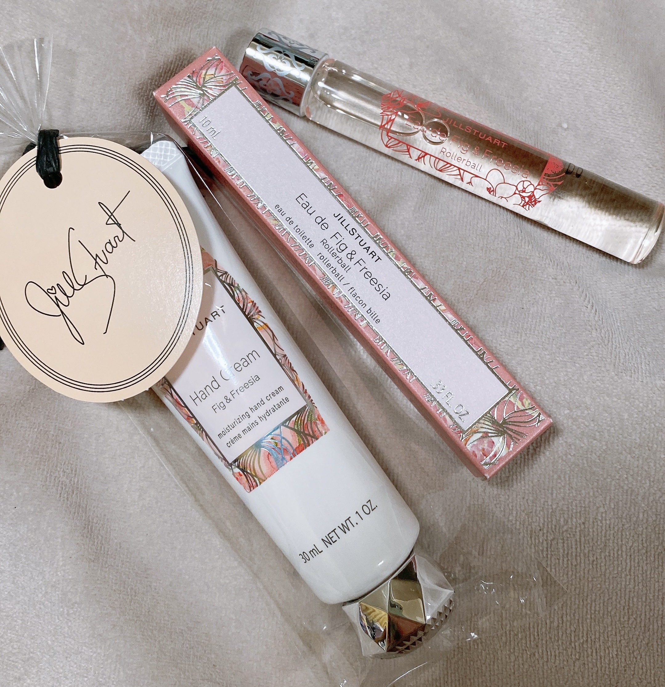 ハンドクリーム フィグ＆フリージア/JILL STUART/ハンドクリームを使ったクチコミ（1枚目）