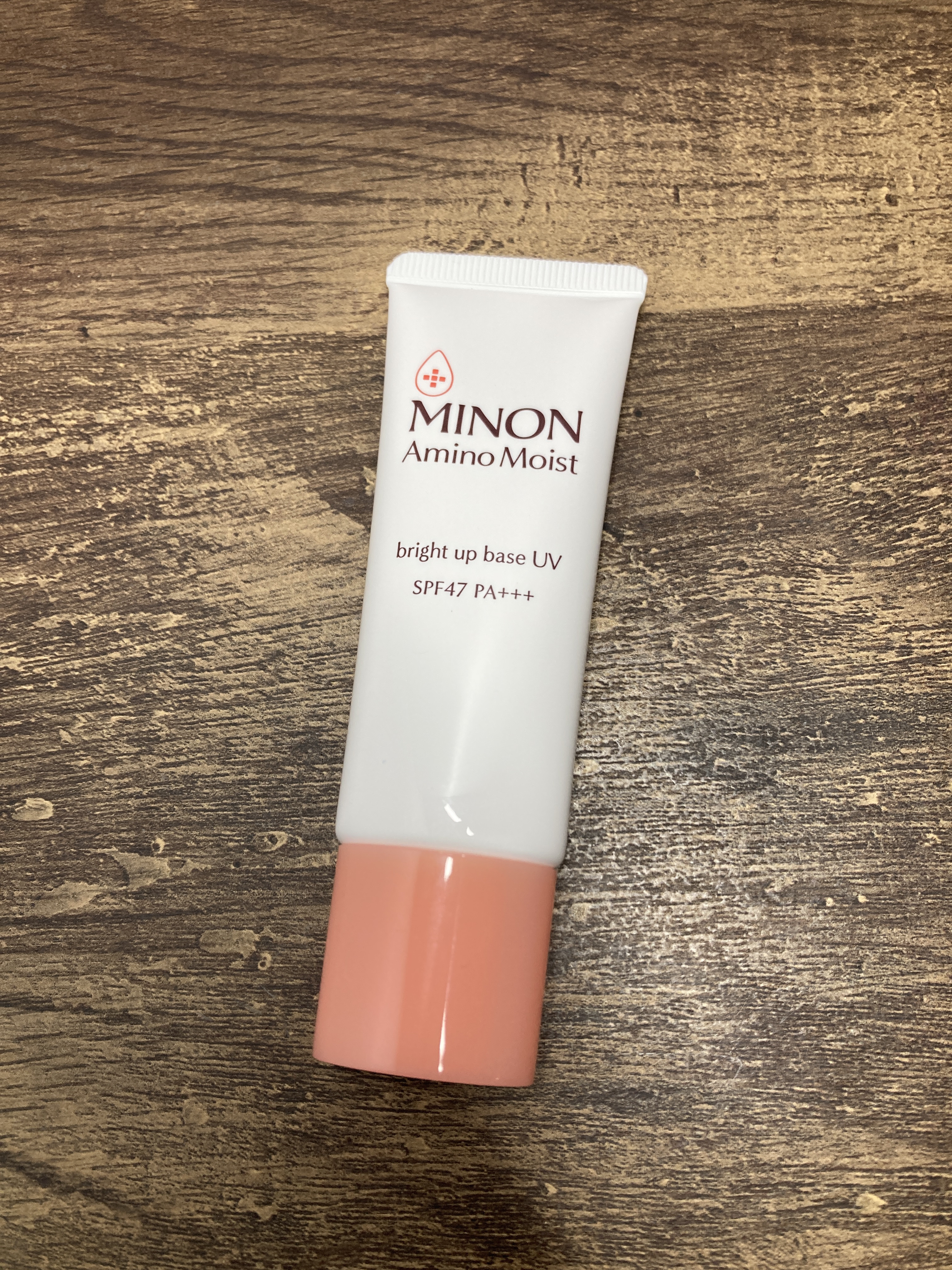 ミノン アミノモイスト ブライトアップベース UV｜ミノンの効果に関する口コミ - 高保湿、敏感肌向けノンケミカル処方の日焼け止め化粧下地を試してみました。  by orange_blush_28vy(混合肌/30代後半) | LIPS