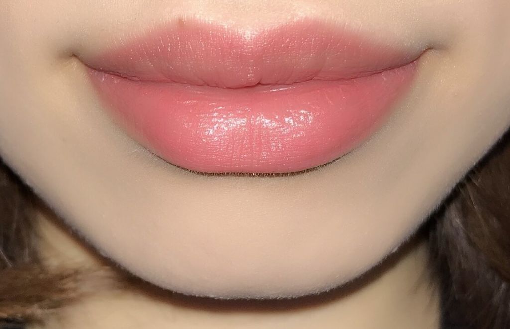 エッセンスインルージュ モイスト/LB/口紅を使ったクチコミ(2枚目)