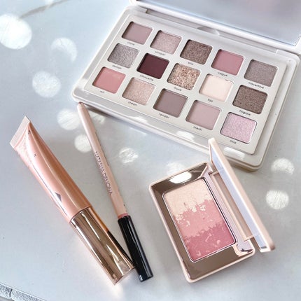 R Dresser on LIPS 「やっと入手できた‼️魅力的な海外コスメ🗽💕最近のお気に入り😍👍..」(9枚目)