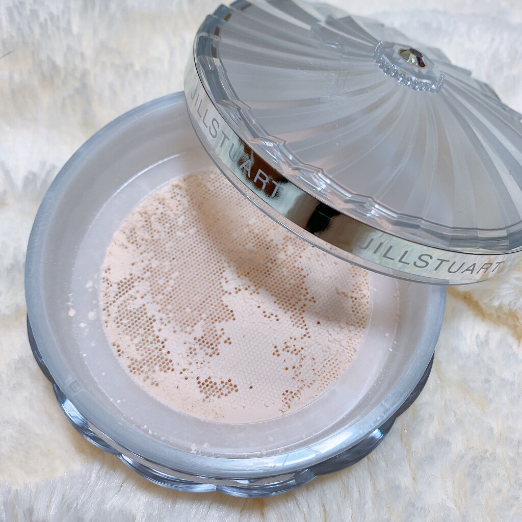 エアリーチュール ラスティングルースパウダー 01 natural/JILL STUART/パウダーファンデーションを使ったクチコミ（3枚目）