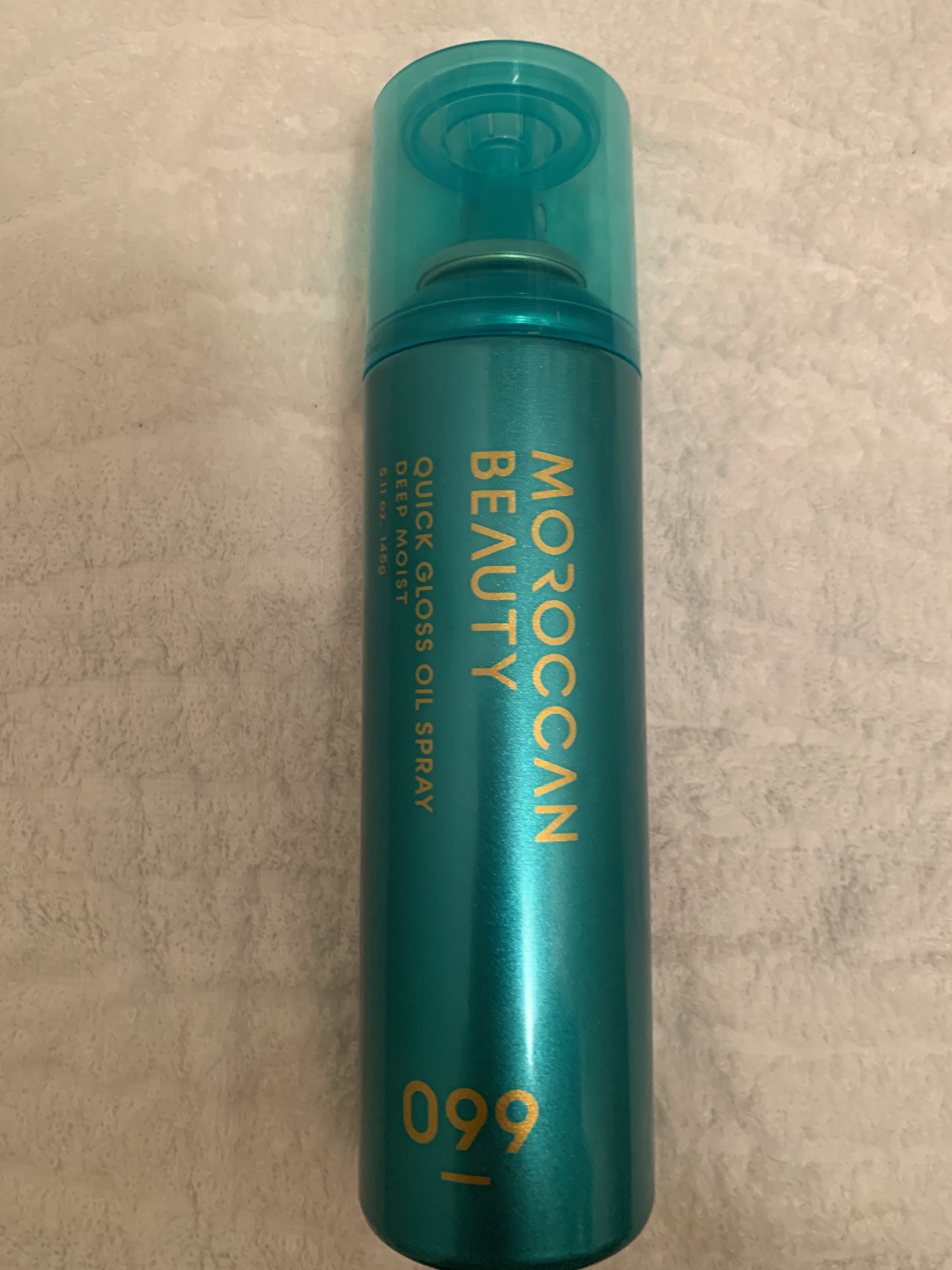 モロッカンビューティ ディープモイスト クイックグロス オイルスプレー/モロッカンビューティ/ヘアスプレーを使ったクチコミ（1枚目）