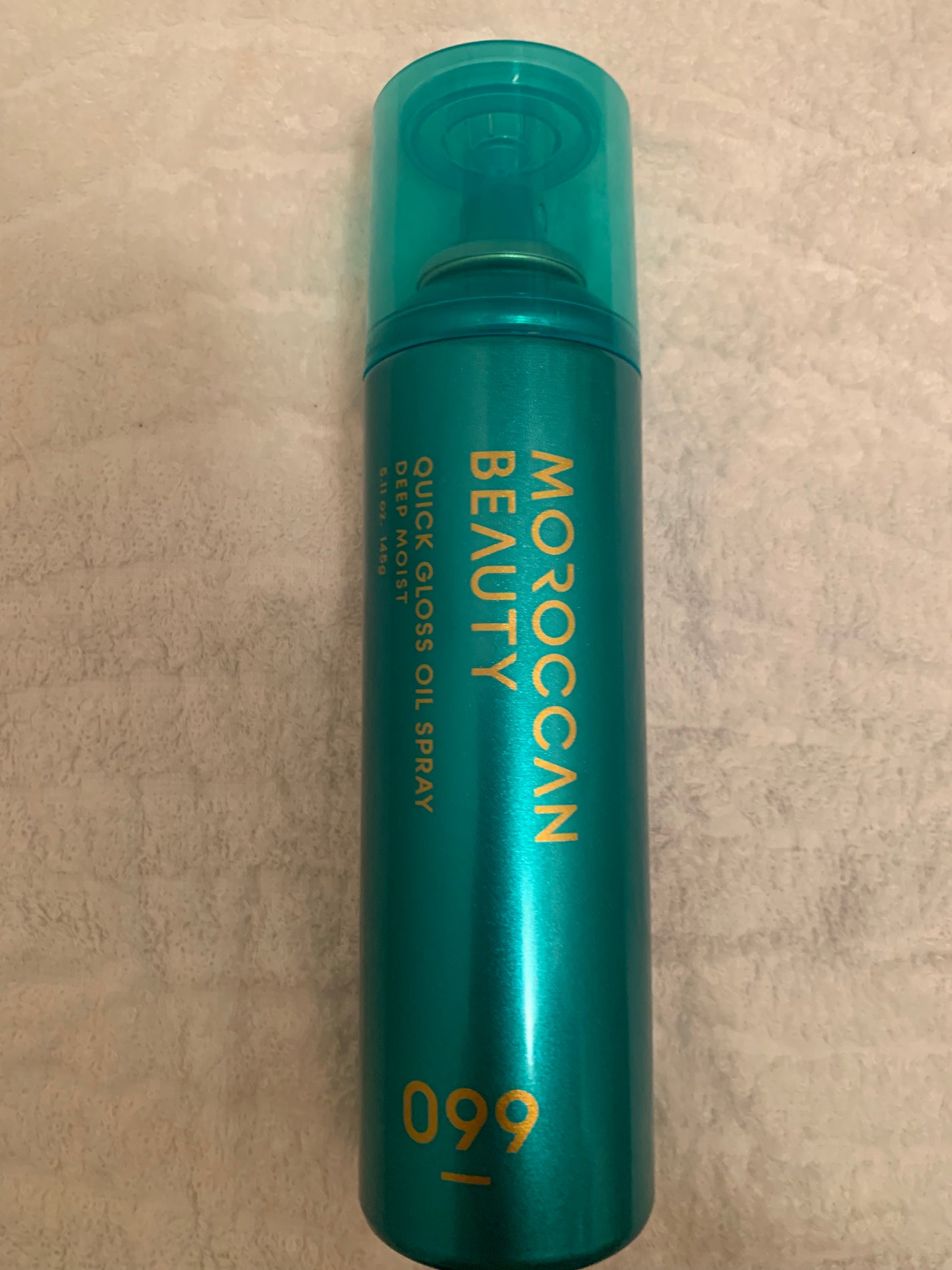 モロッカンビューティ ディープモイスト クイックグロス オイルスプレー/モロッカンビューティ/ヘアスプレーを使ったクチコミ(1枚目)