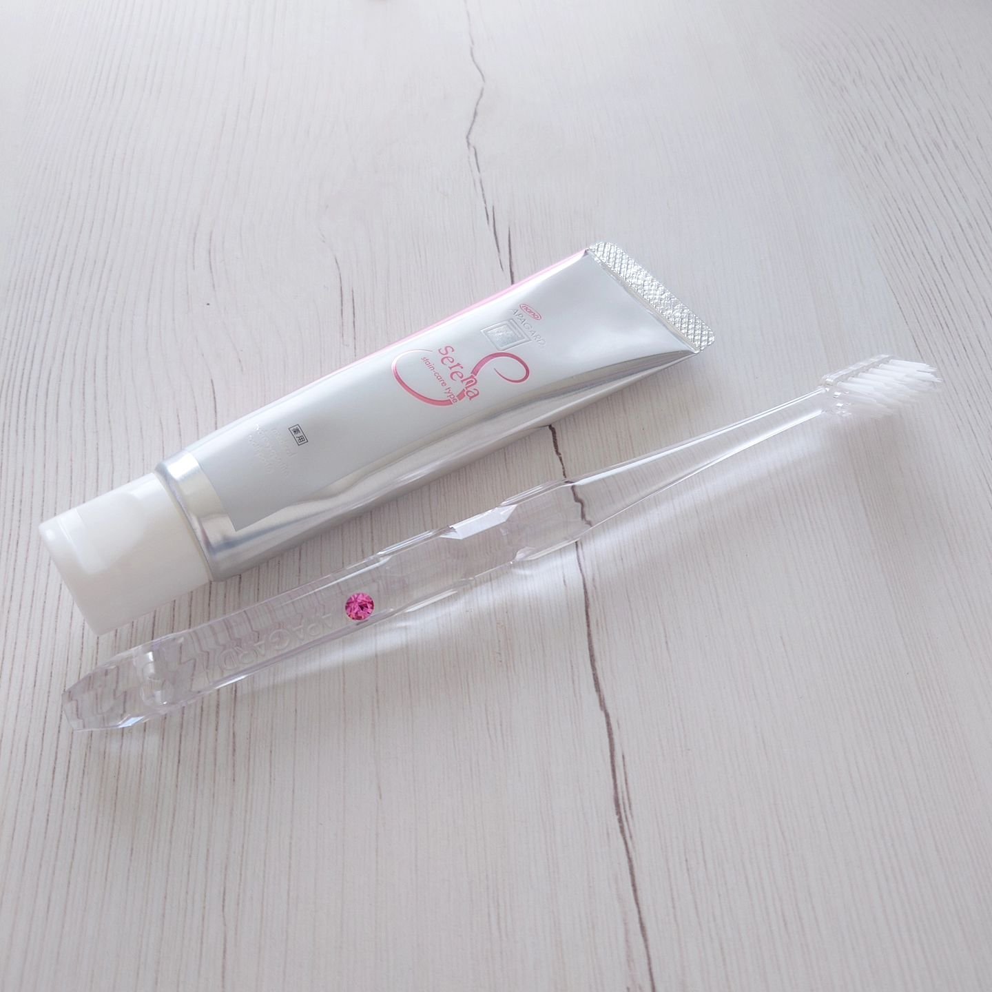 アパガードクリスタル歯ブラシ/アパガード/歯ブラシを使ったクチコミ（3枚目）