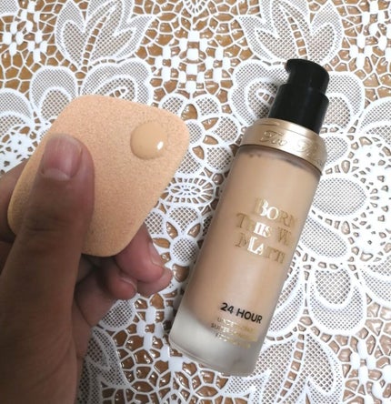 ボーン ディス ウェイ アンディテクタブル 24H マット ファンデーション/Too Faced/リキッドファンデーションを使ったクチコミ(2枚目)