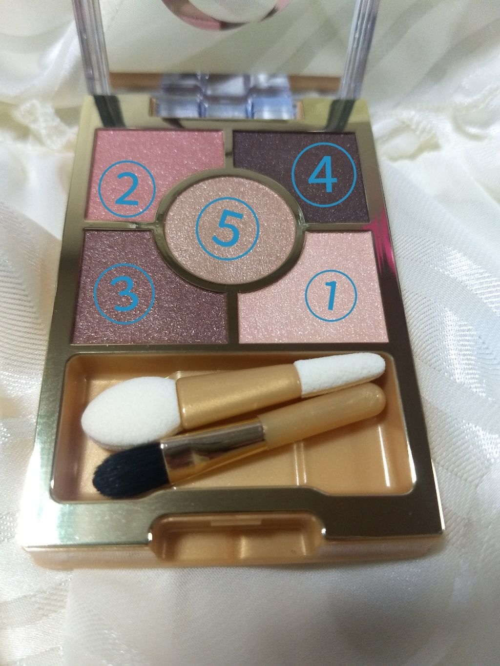 ファイブレイヤーズシャドウ N/excel/アイシャドウパレットを使ったクチコミ(3枚目)