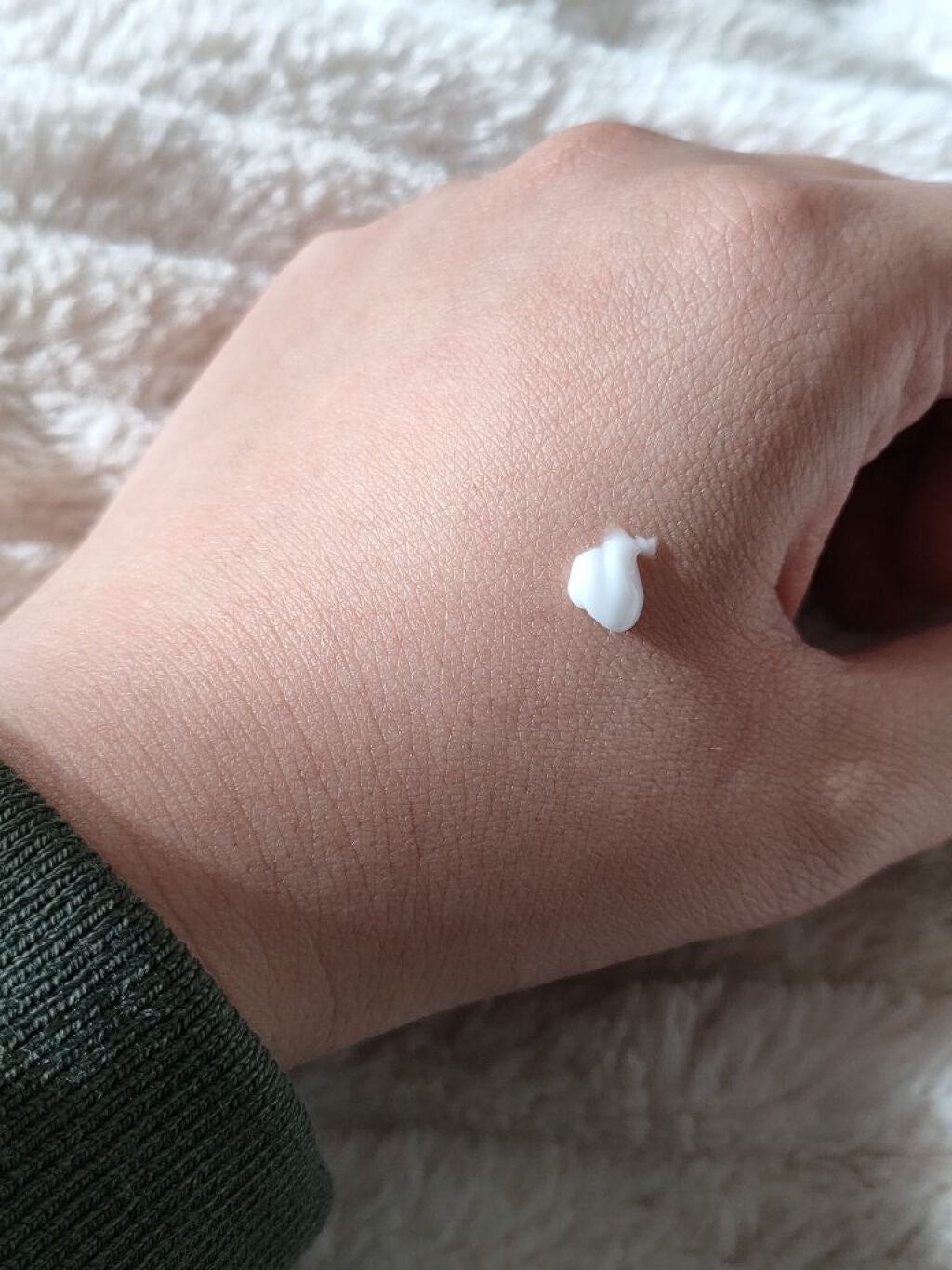 エリンクル/株式会社フロンティア/フェイスクリームを使ったクチコミ(4枚目)